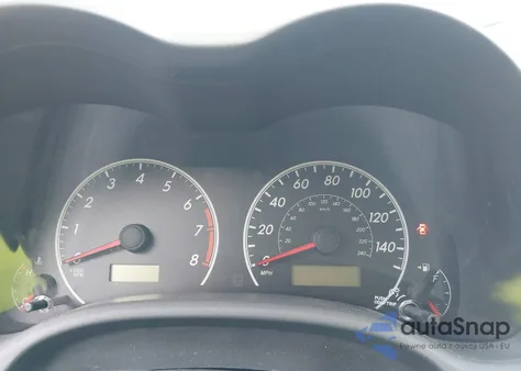 2013 Toyota Corolla Le z USA, uszkodzony, nr VIN 5YFBU4EE3DP146588